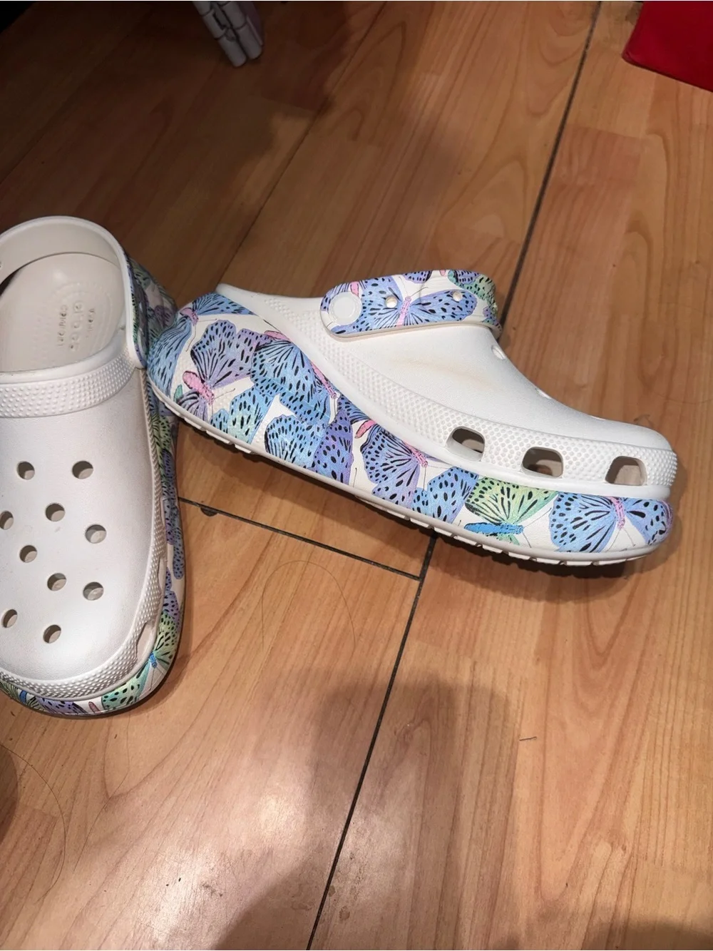 CROCS M/F White Clog with Multicolor Trim